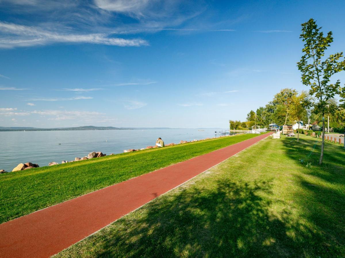 Holiday Home In Fonyod/Balaton 18566 Bagian luar foto